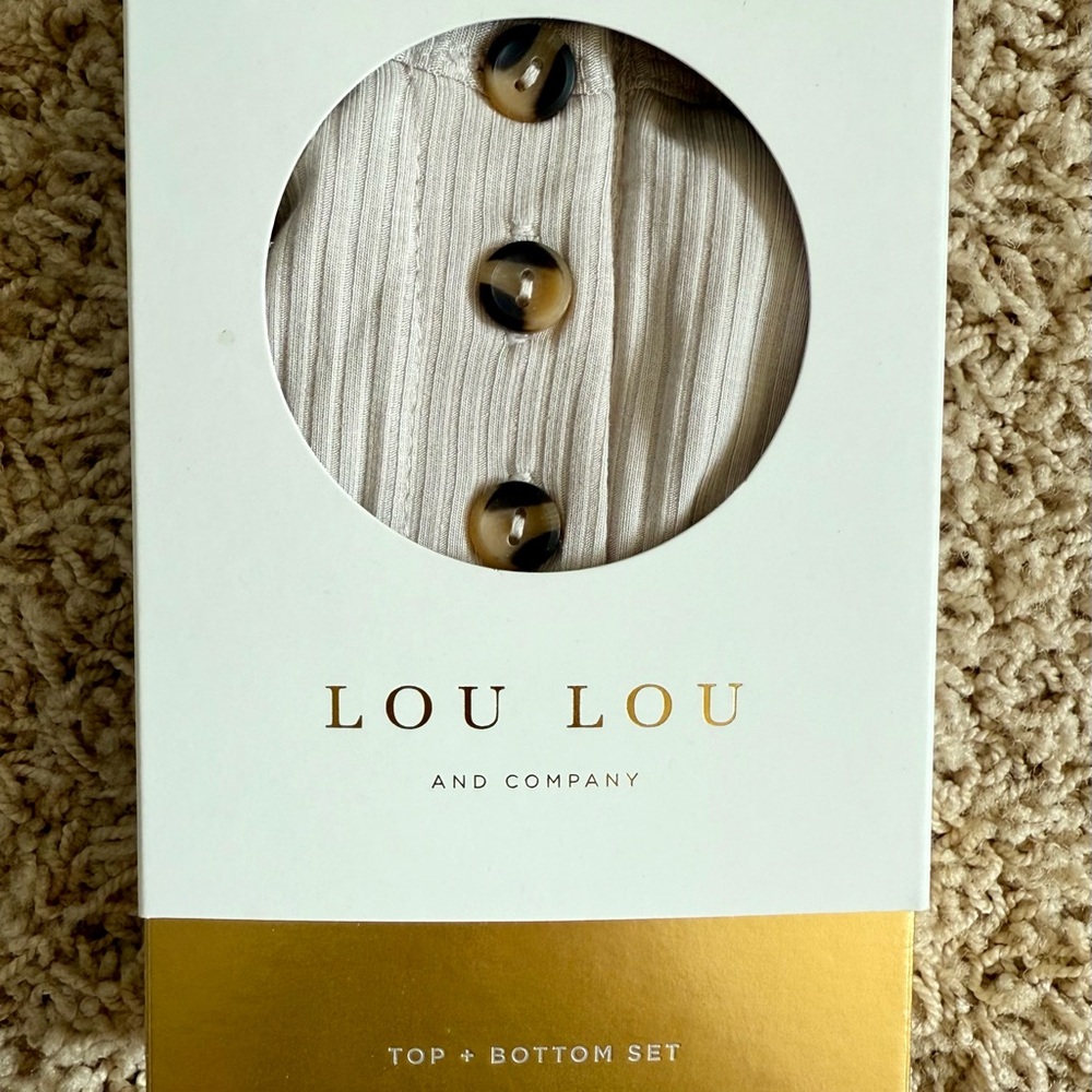 Lou Lou & Co Cream Top and Bottom Set